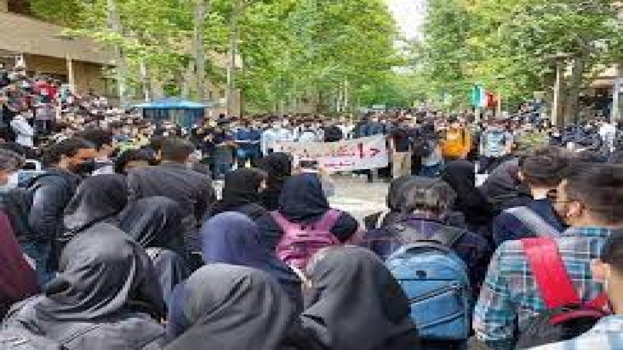 اجتماع دانشگاهیان خراسان شمالی در محکومیت آشوب‌های اخیر