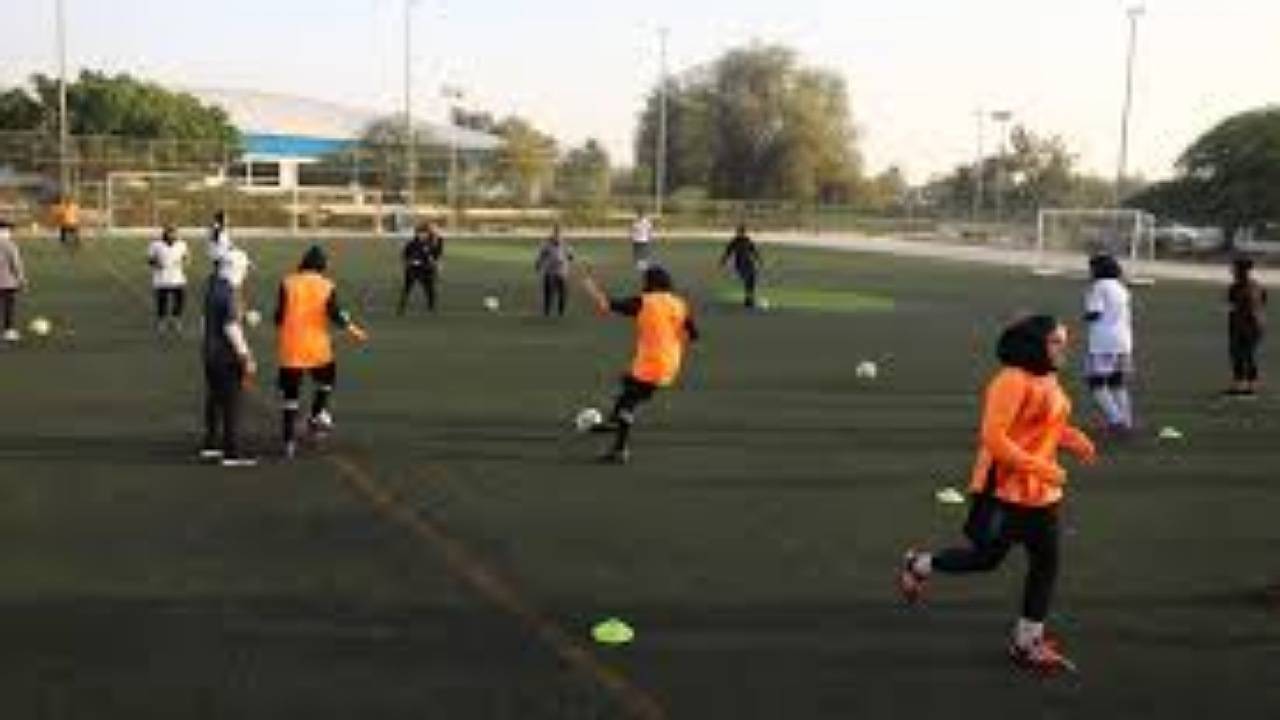 آغاز تمرینات دختران فوتبالیست زیر ۱۴ سال در کرمان