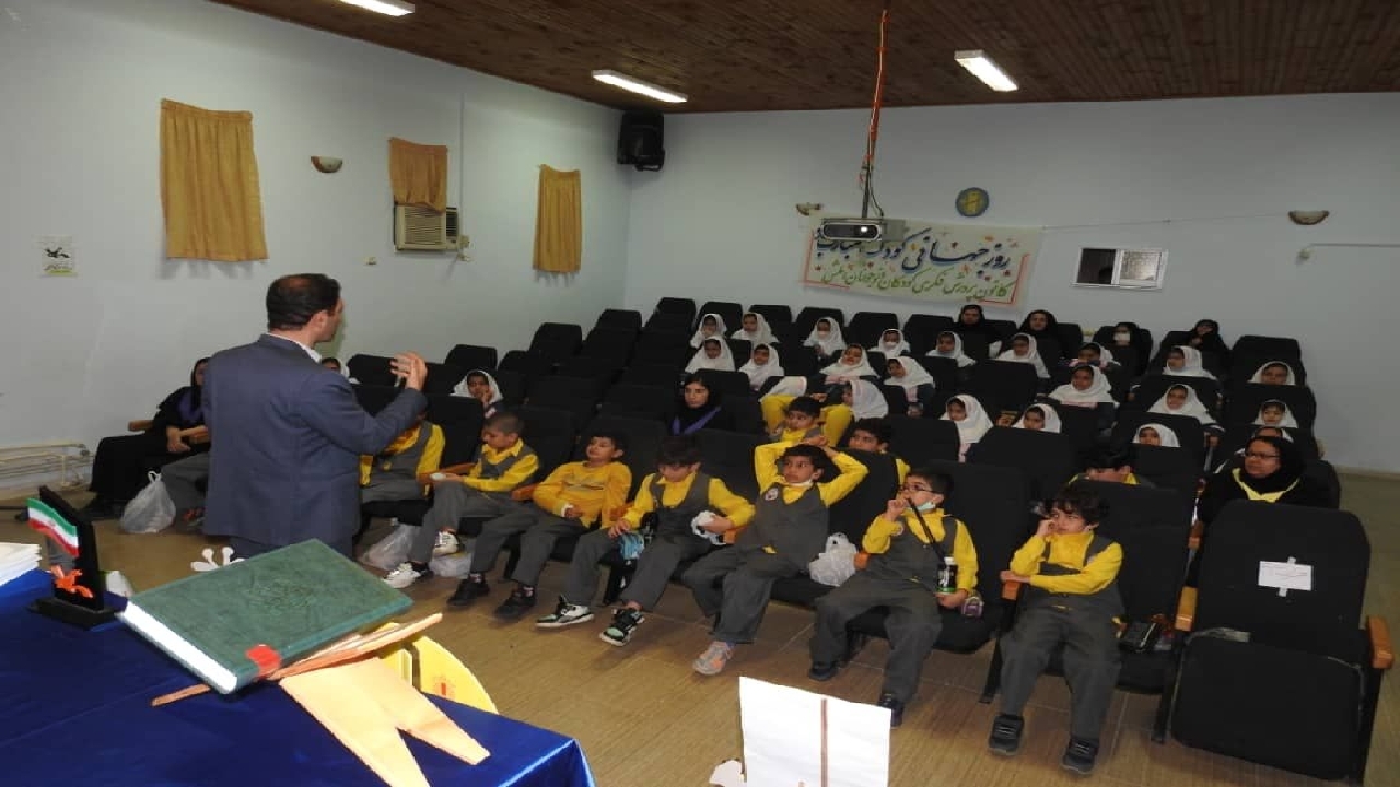 برگزاری کارگاه آموزشی کودک و محیط زیست در شهرستان املش