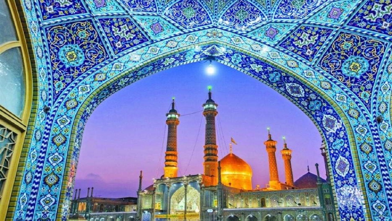 اعلام ویژه برنامه سالروز جشن میلاد پیامبر (ص) و امام صادق (ع) در حرم حضرت معصومه (س)