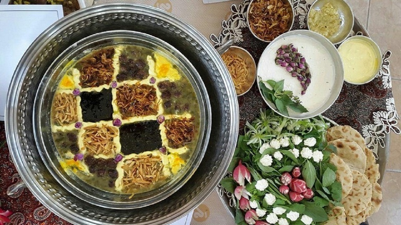 جشنواره‌ای با طعم آش ایرانی/ زنجان میزبان گردشگران و آش دوستان از استان های مختلف کشور