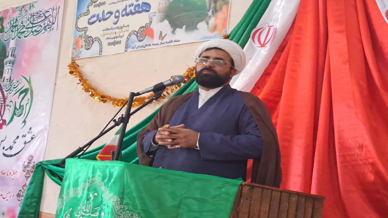 با جهاد تبیین، آشوب ها را خاموش کنیم