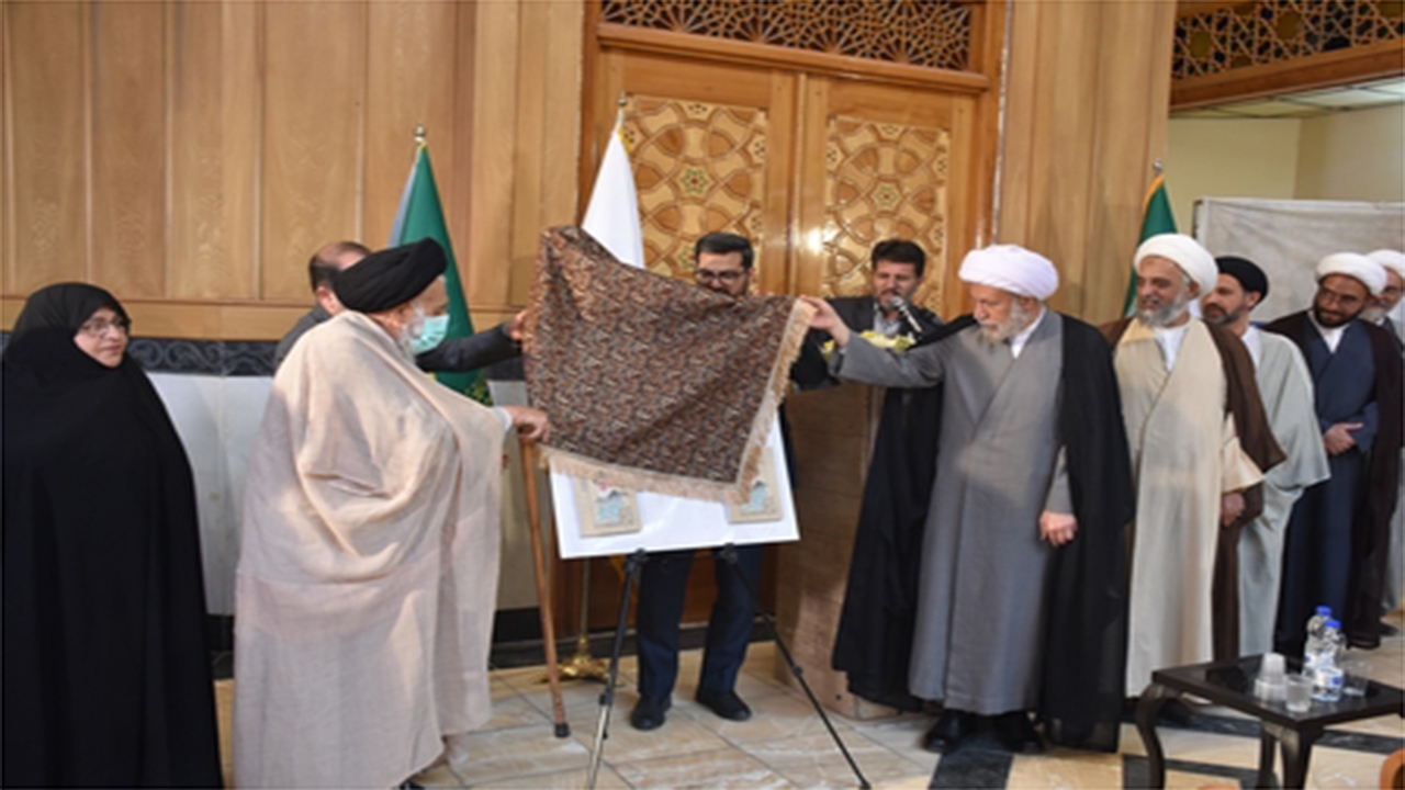 آیین رونمایی از کتاب «شوق وصال» در شیراز برگزار شد