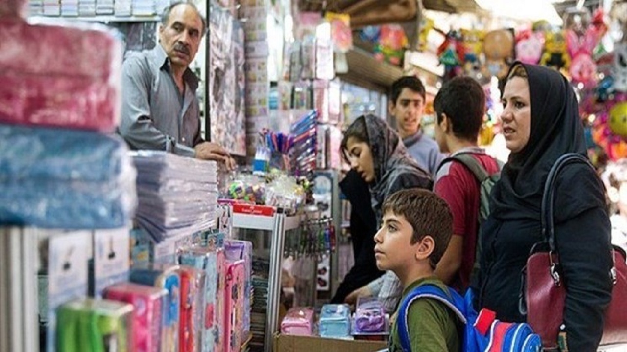 توزیع بیش از ۱۳ هزار بسته نوشت افزار در زاهدان