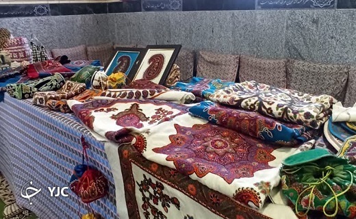 نمایش توانمندیهای بانوان روستای کوشک در جشنواره بانوی روستا نمایش توانمندیهای بانوان روستای کوشک در جشنواره بانوی روستا