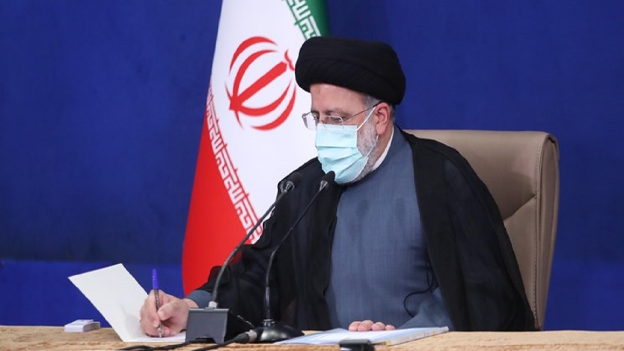 رئیس جمهور درگذشت مادر شهیدان باغیانی و پدر شهیدان هداوند را تسلیت گفت
