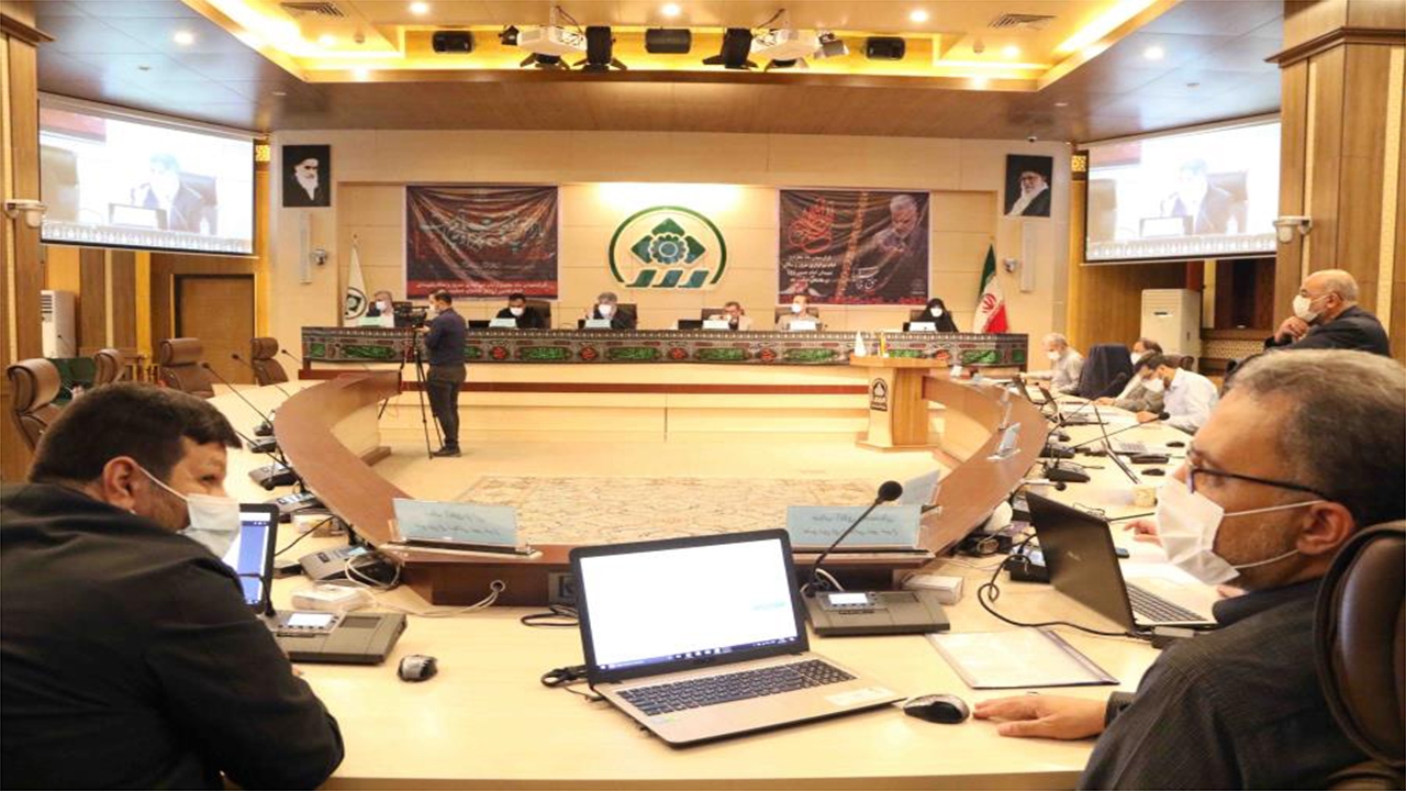 بررسی انعقاد تفاهم‌نامه شهرداری شیراز با بانک شهر/ تامین ۵۰۰ دستگاه اتوبوس