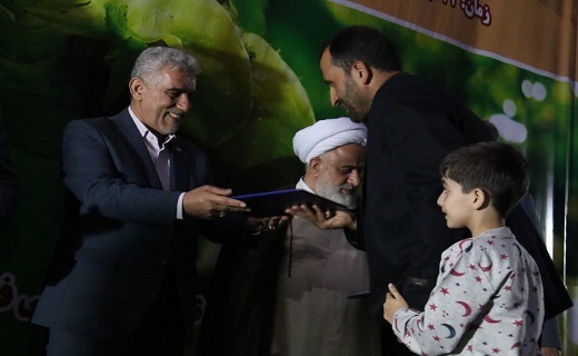 جشنواره شکرانه برداشت فندق در رودسر