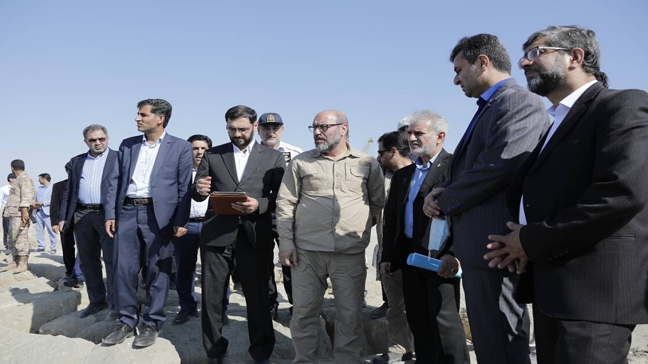 افتتاح خط ریلی و ساخت جاده ۲ بانده از نیازهای اصلی برای توسعه و آبادانی سواحل مکران است