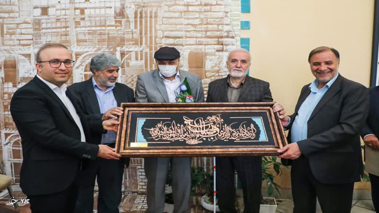 ایجاد کارگروه دائمی و تنظیم لوایح در حمایت از روشندلان شیراز