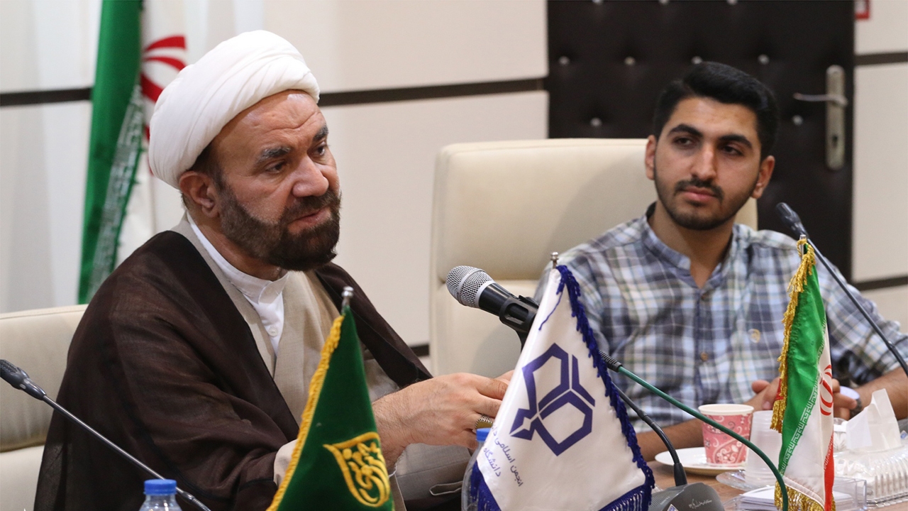 جهاد تبیین در خنثی کردن تهدیدات دشمن اهمیت دارد
