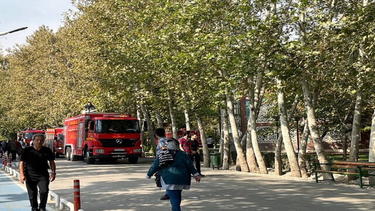 نمازخانه پارک ملت مشهد آتش گرفت