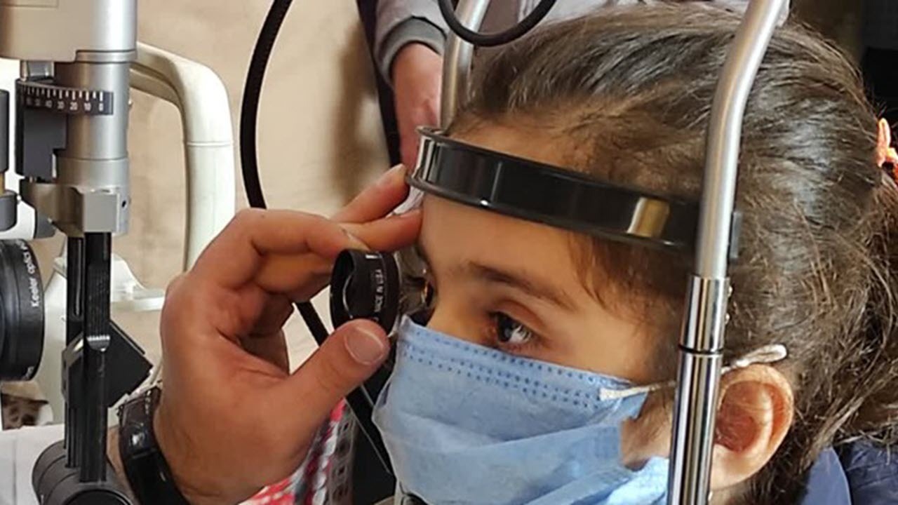 معاینه چشم کودکان ۳ تا ۶ ساله در سازمان بهزیستی
