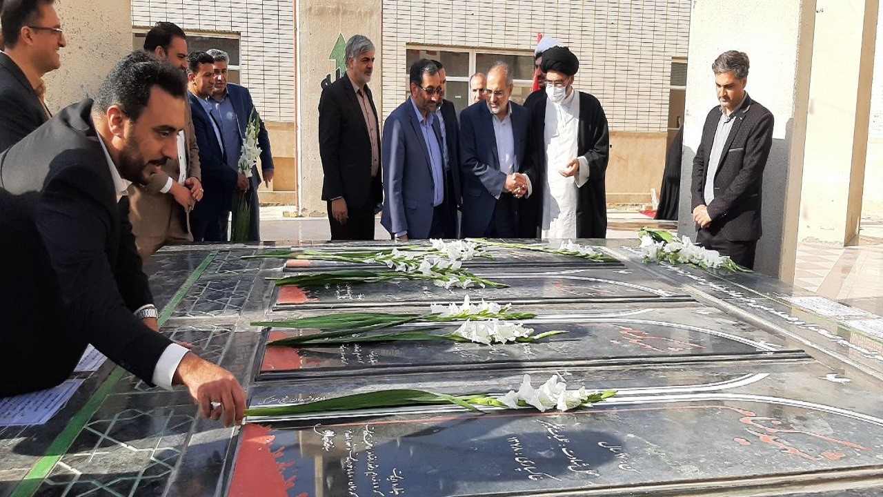 معاون پارلمانی رییس‌جمهور وارد کاشان شد