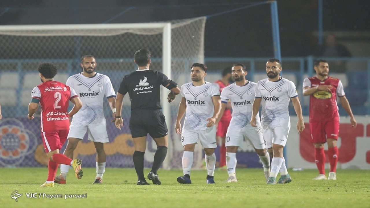 تصمیمات داور بازی با پرسپولیس خنده دار بود