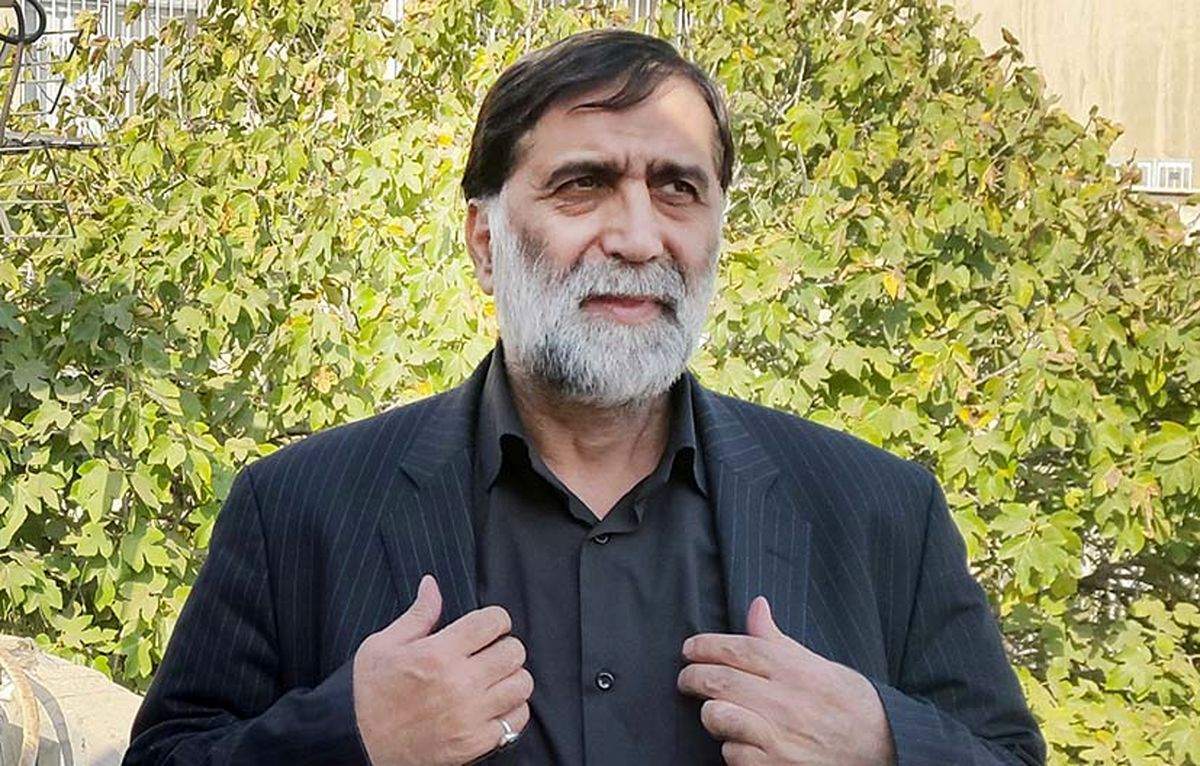 پست آجرلو پس از برکناری از مدیرعاملی استقلال+ عکس
