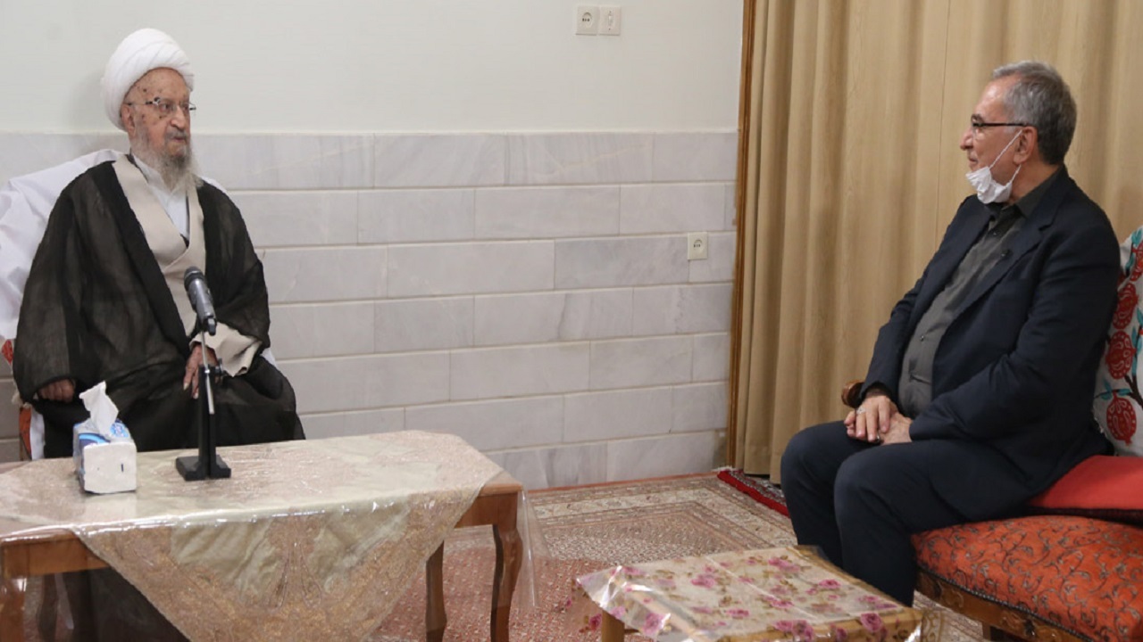 با فشار نمی توان مسئله حجاب و کمبود جمعیت را حل کرد