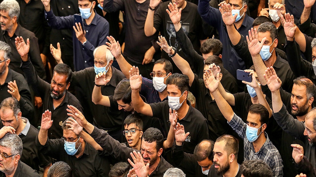 برپایی قافله عزاداری امت رسول الله (ص) و تشییع پیکر شهید حبیب الله اعرابی در اصفهان