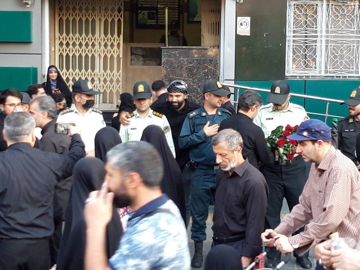 حاجی&zwnj;علی&zwnj;اکبری: برخی خواص بی بصیرت امتحان بدی پس دادند/ تیغ انتقام در انتظار مزدوران