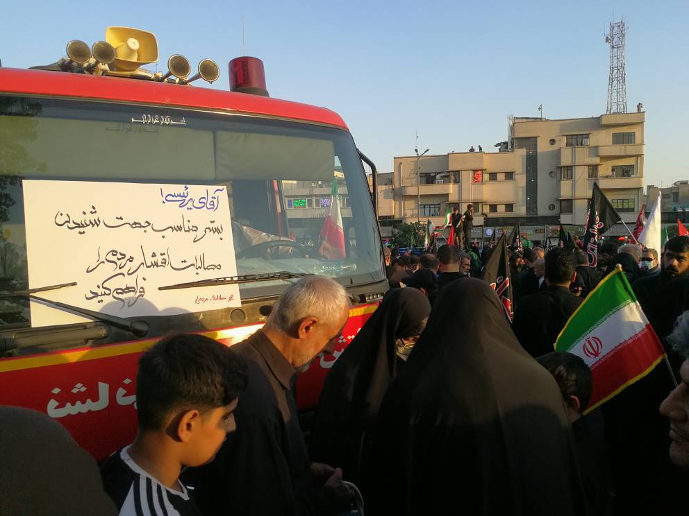 حاجی&zwnj;علی&zwnj;اکبری: برخی خواص بی بصیرت امتحان بدی پس دادند/ تیغ انتقام در انتظار مزدوران