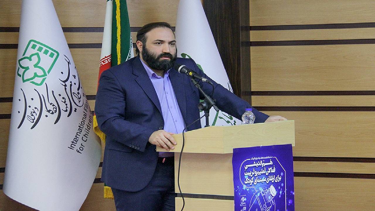 تنوع ژانر در سینمای کوتاه برای سینمای حرفه‌ای امید بخش است