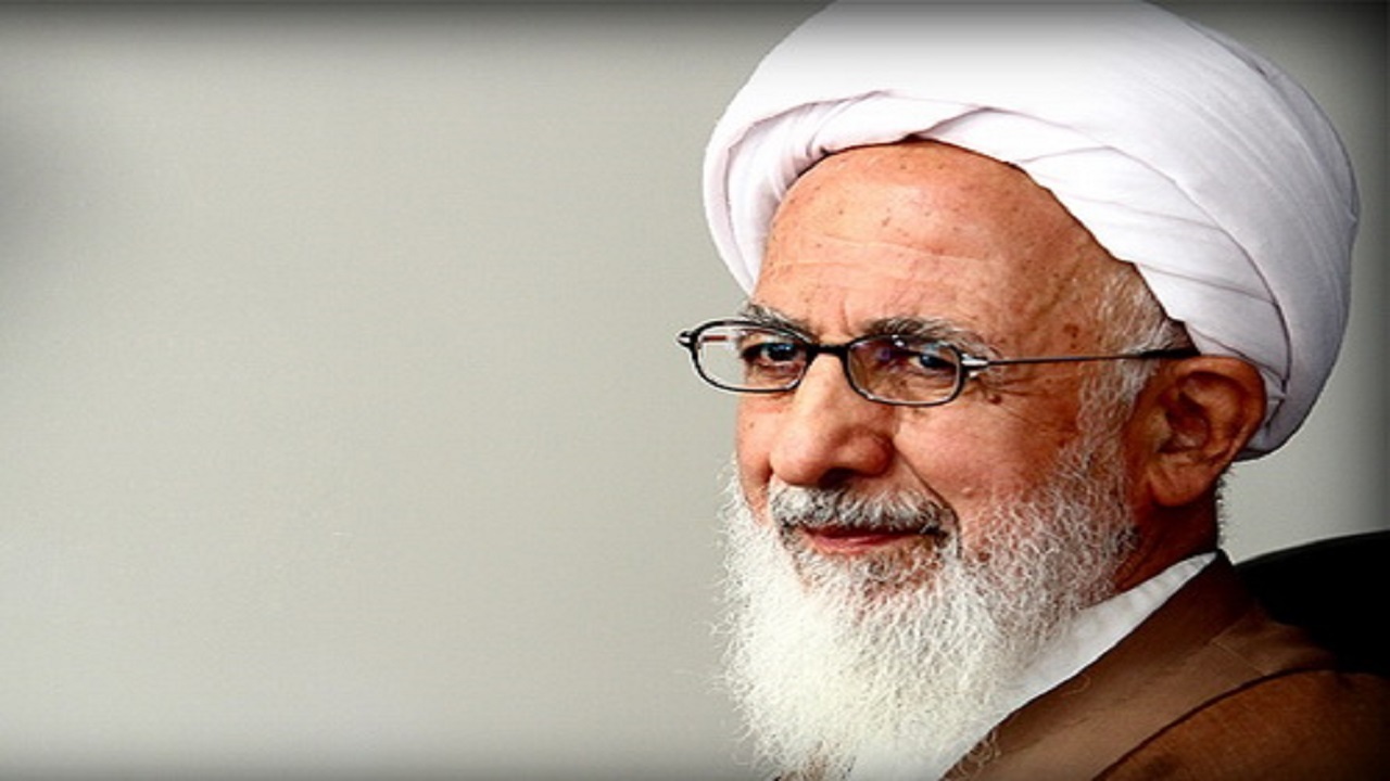آیت الله جوادی آملی جویای احوال آیت الله نوری همدانی شد