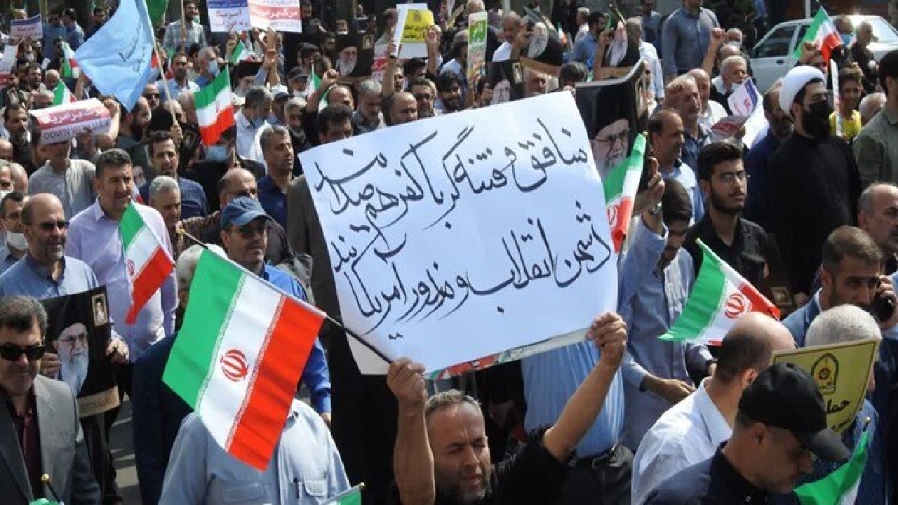 برگزاری تجمع ضد آشوبگران در کردستان + تصاویر