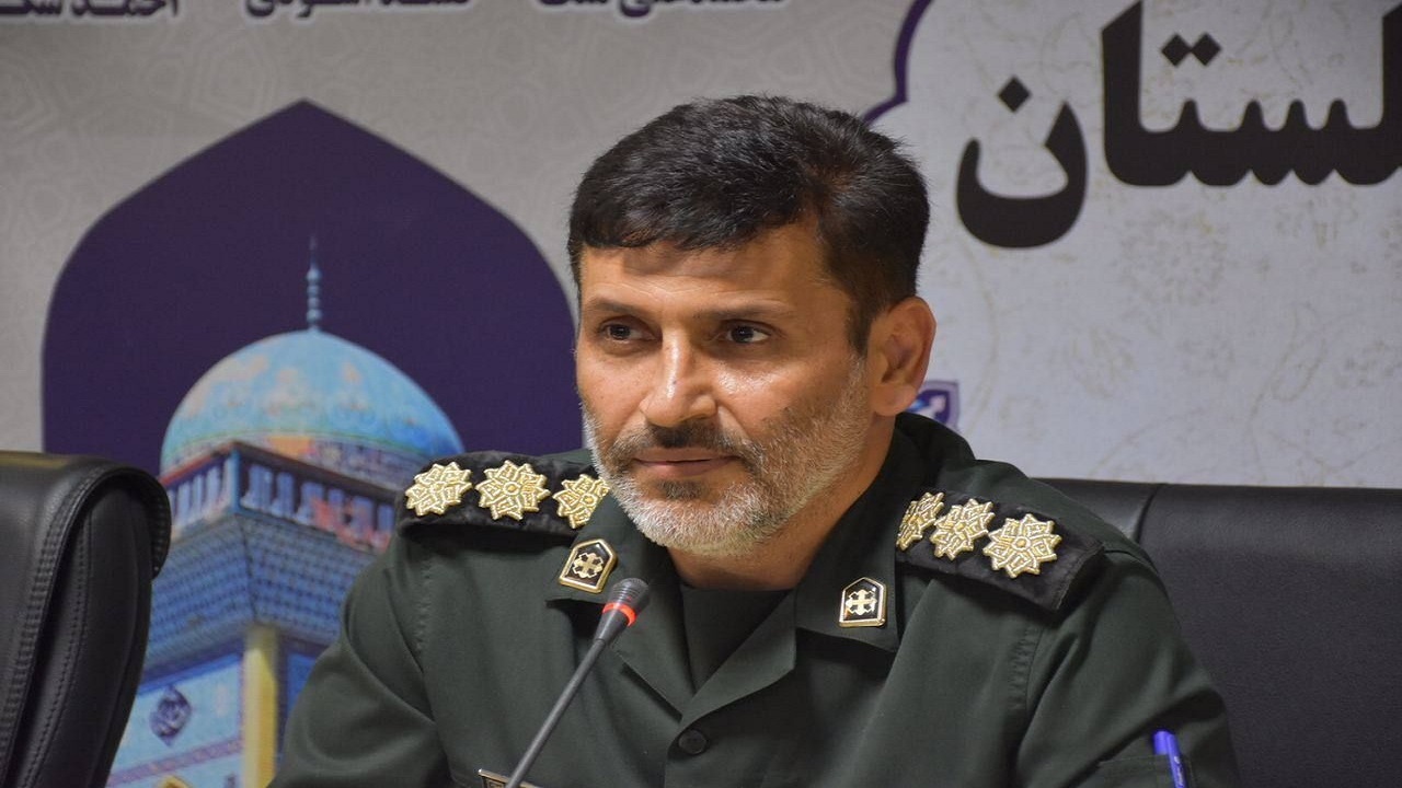 مادران و پدران شهدا، بزرگترین ایثارگران دفاع مقدس هستند