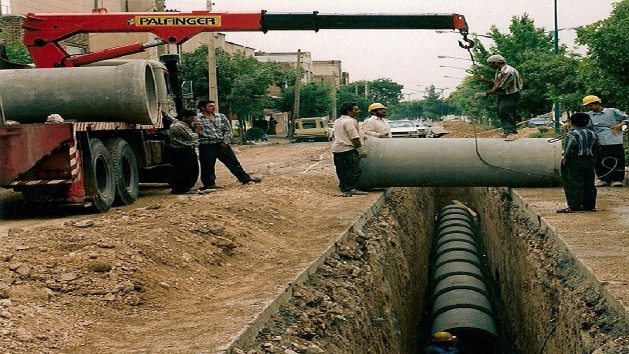 پیشرفت ۴۰ درصدی شبکه آب و فاضلاب بلوار طبیعت مراغه