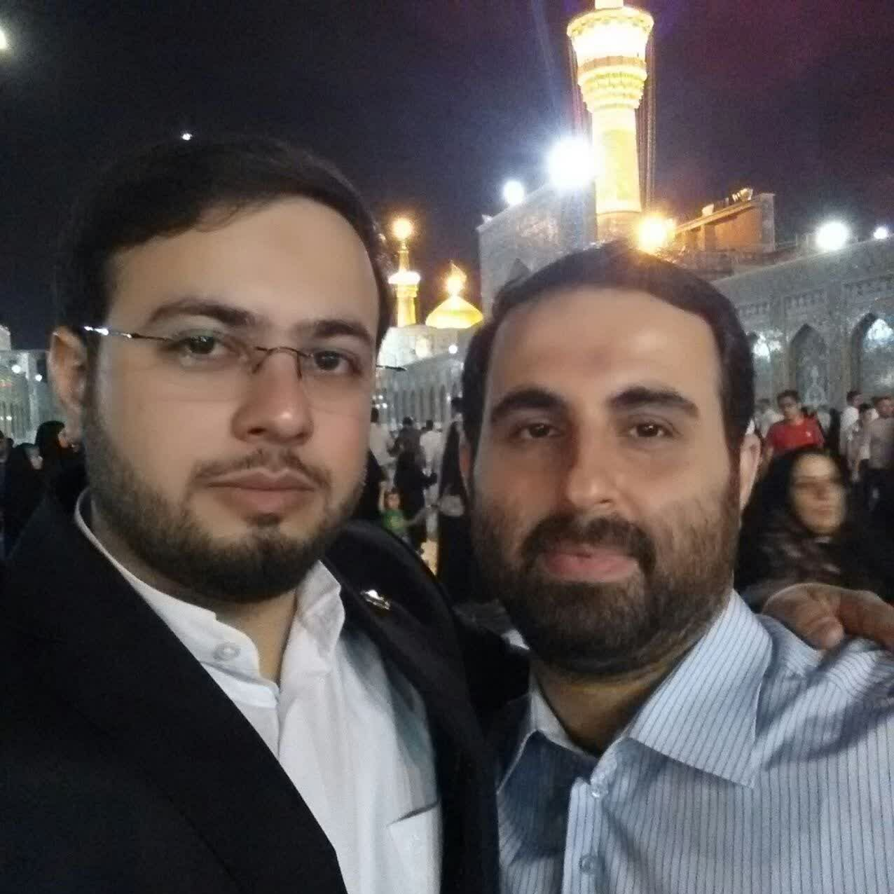 روایتی از سالها دوستی با شهید حاجی حسنی/ ماجرای انگشتر رهبری که با شهید در منا جا ماند روایتی از سالها دوستی با شهید حاجی حسنی/ ماجرای انگشتر رهبری که با شهید در منا جا ماند
