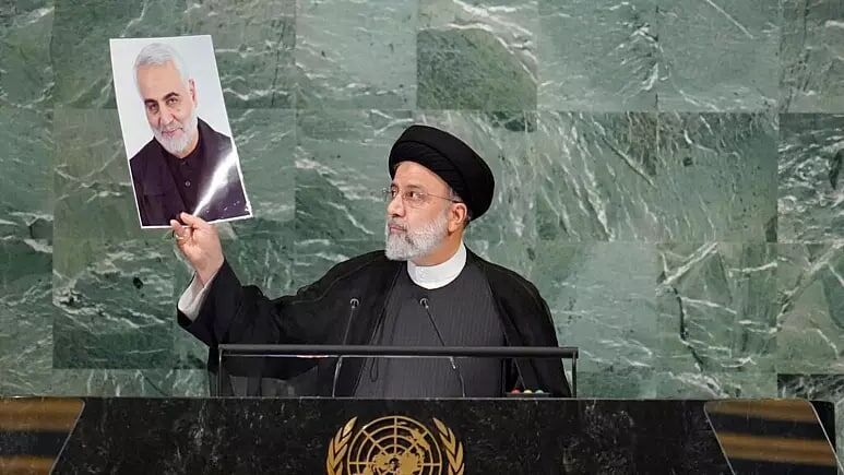 خانواده شهدای ترور: آقای رئیسی صدای ملت ایران بودید