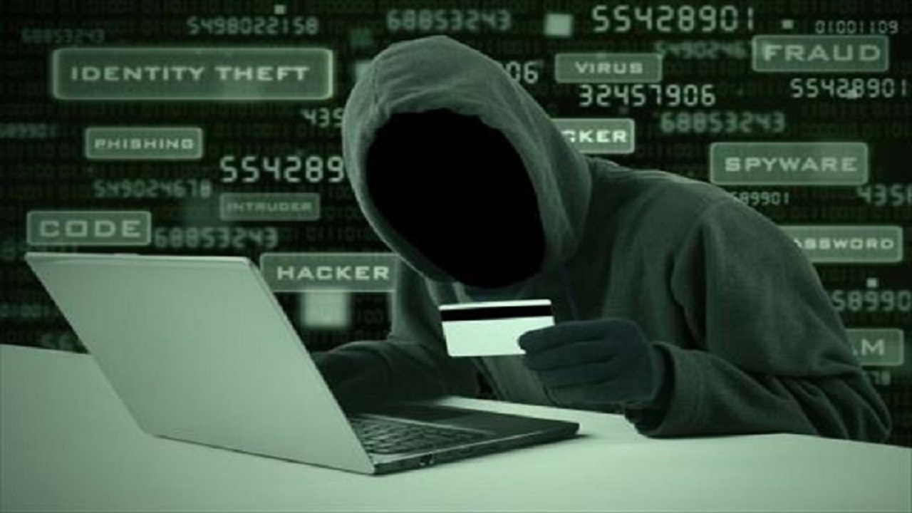 کلاهبردار اینترنتی نجف آباد دستگیر شد