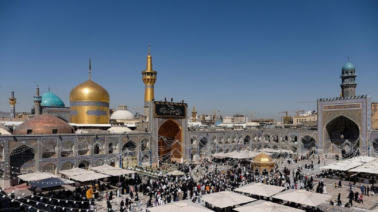 رهایی از پل صراط با زیارت حرم امام رضا(ع)