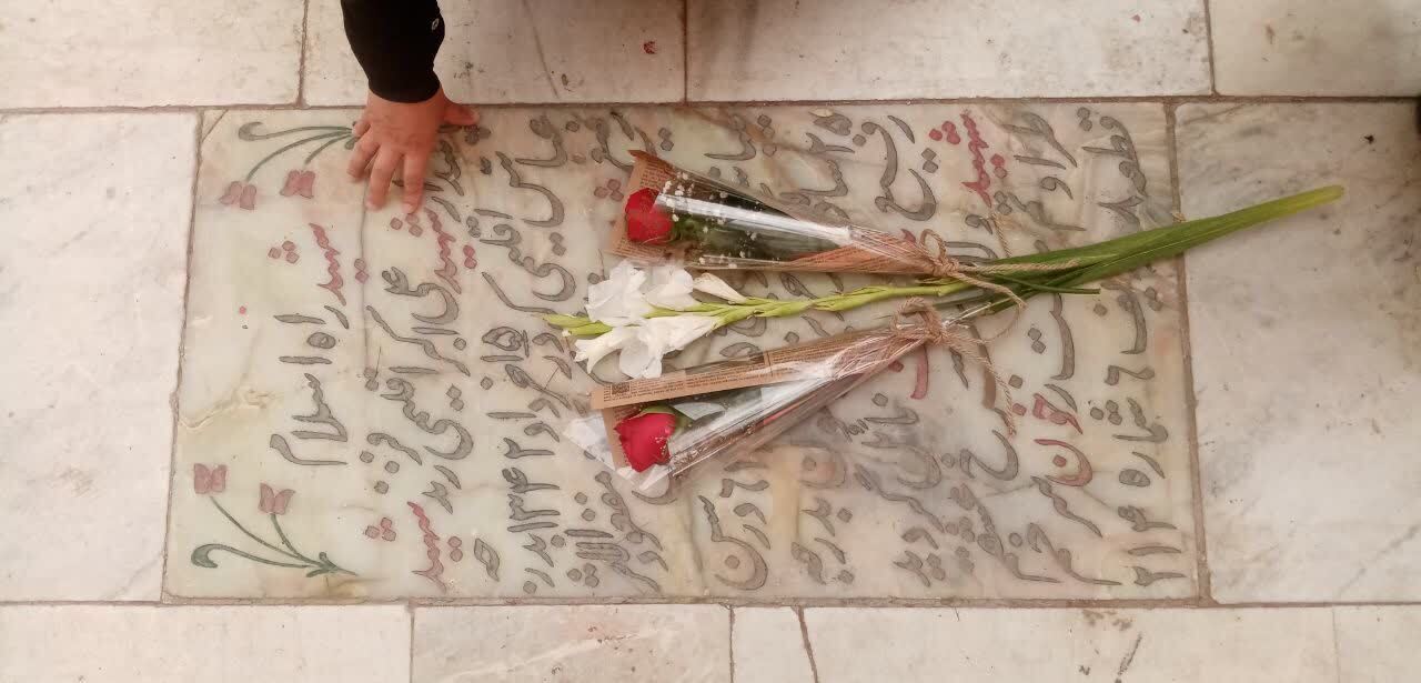 تجدید بیعت بانوان میراث فرهنگی قم با آرمان های شهدا تجدید بیعت بانوان میراث فرهنگی قم با آرمان های شهدا