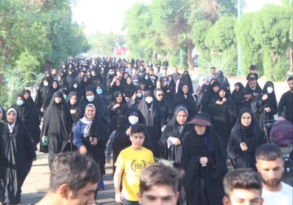 حضور هزاران نفر در آیین پیاده روی رضوی در بهبهان