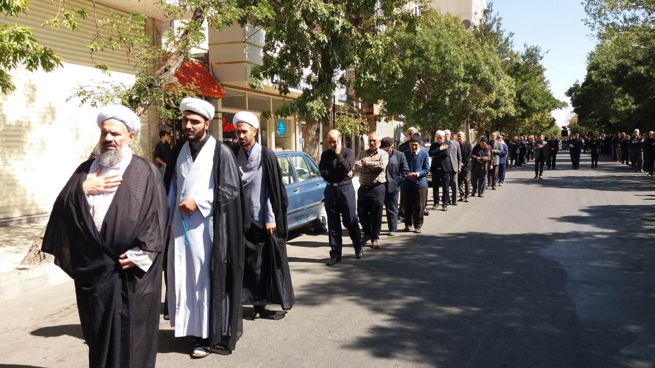 سینه زنی اهری ها در سالروز شهادت امام رضا(ع) + فیلم