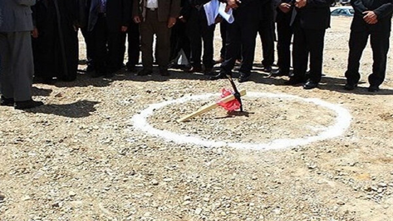 ساخت مدرسه ۳ کلاسه در بنستان بخش پاتاوه آغاز شد