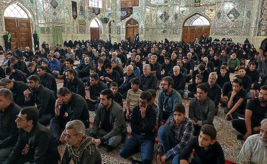 رخت سیاه عزای امام رضا (ع) بر تن مردمان خراسان جنوبی