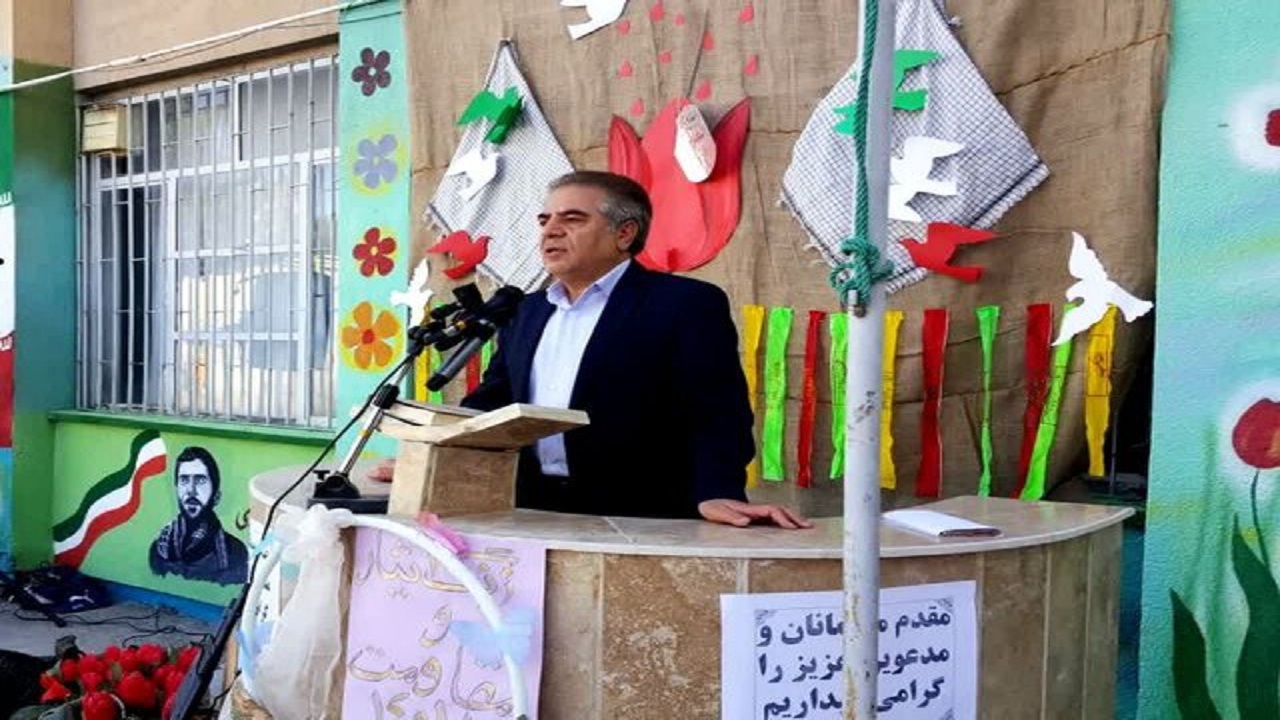 تقارن هفته دفاع مقدس با سال تحصیلی فرصتی برای جهاد تبیین است