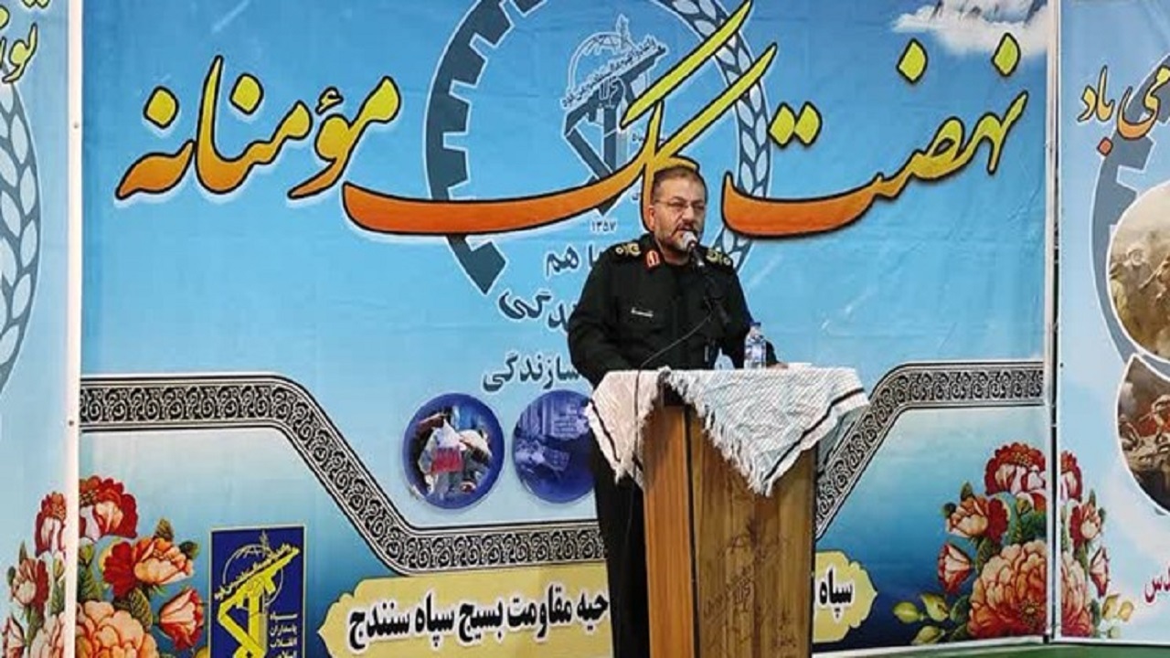 بسیج همواره در میدان خدمت به قشر ضعیف بوده است