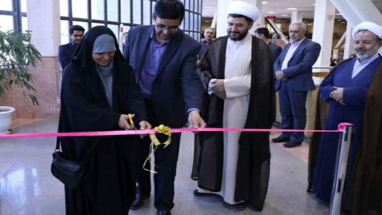افتتاح کتابخانه تخصصی دفاع مقدس در دانشگاه آزاد قزوین