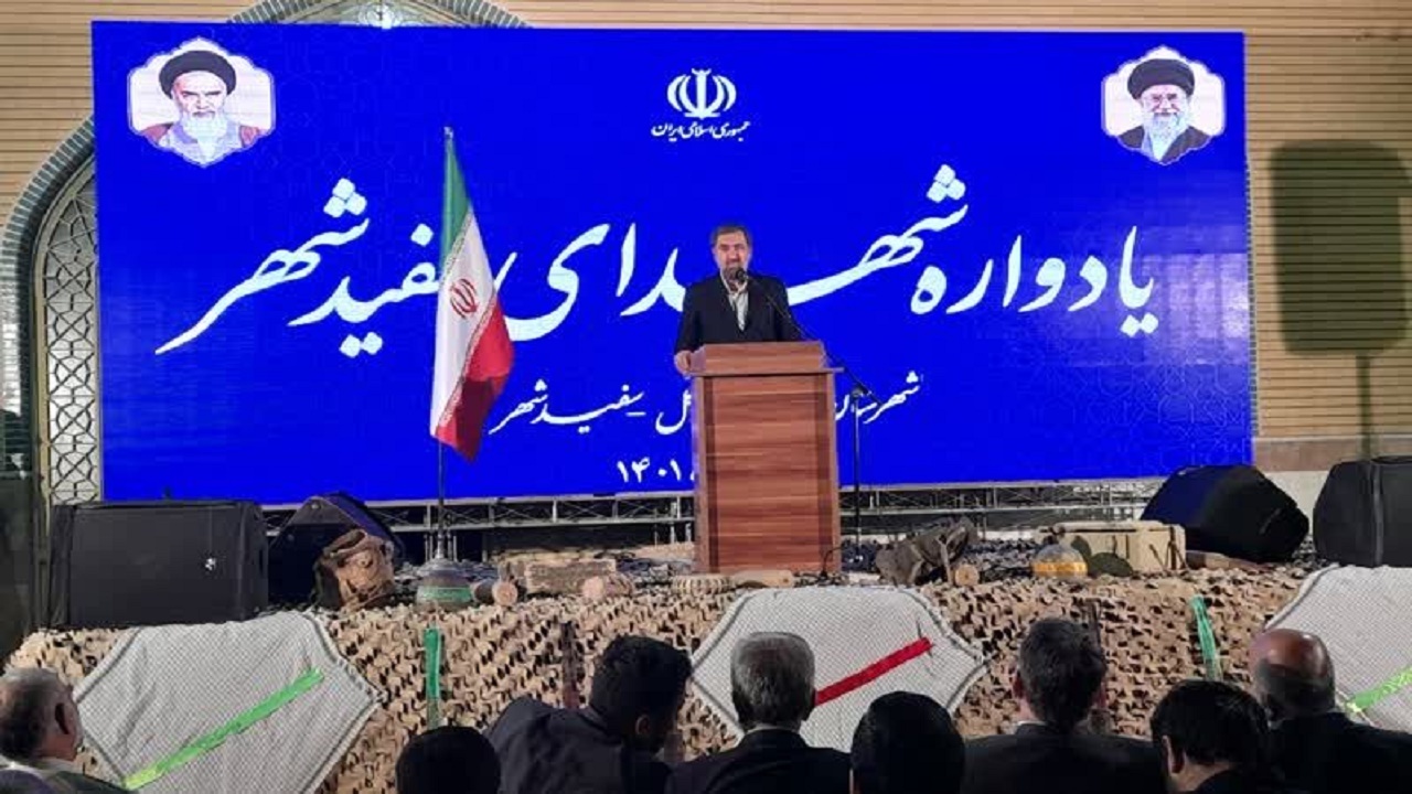 هدف دشمن از جنگ تحمیلی ساقط کردن نظام اسلامی بود