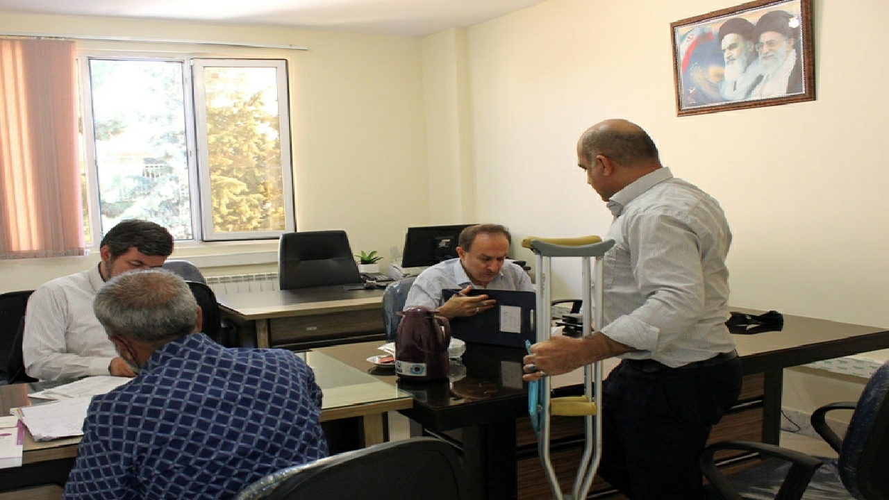 پرونده ۲۵۰ جانباز و خانواده شهدا در استان قزوین بررسی شد