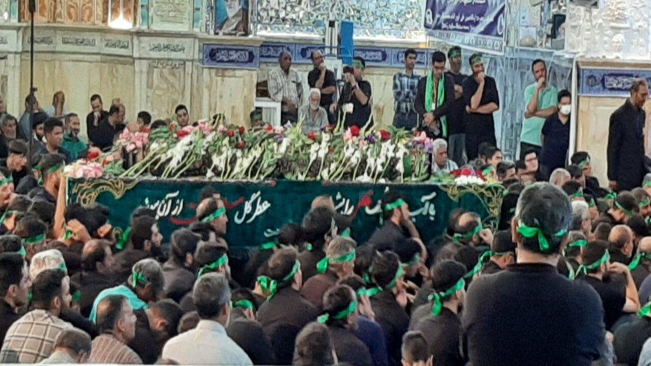 آیین جمعه قالیشویان در مشهد اردهال برگزار شد