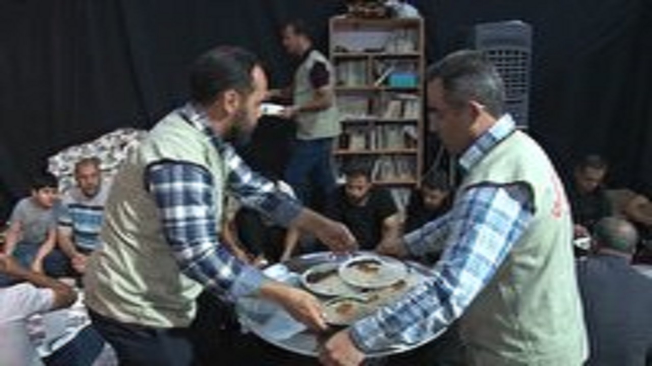 موکب روستای مغان پذیرای زائران ثامن الحجج (ع)