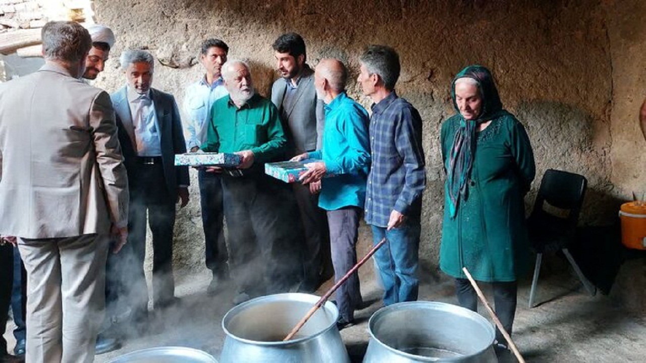 برگزاری جشنواره شیره‌پزی سنتی در مانیزان