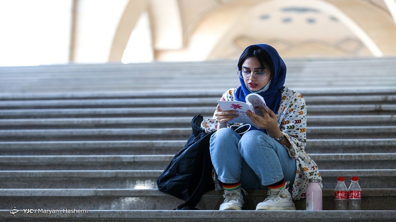 از ابتدا تا مسیر انتهایی تولید کتاب به قلم آدریان بولاک