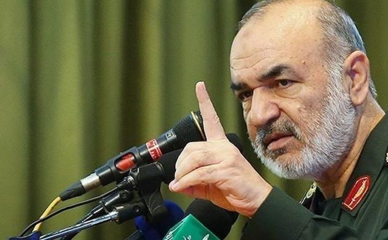 انتقام خون شهدای سپاه، بسیج و مردم قربانی جنایت جمعه سیاه زاهدان در دستورکار سپاه است