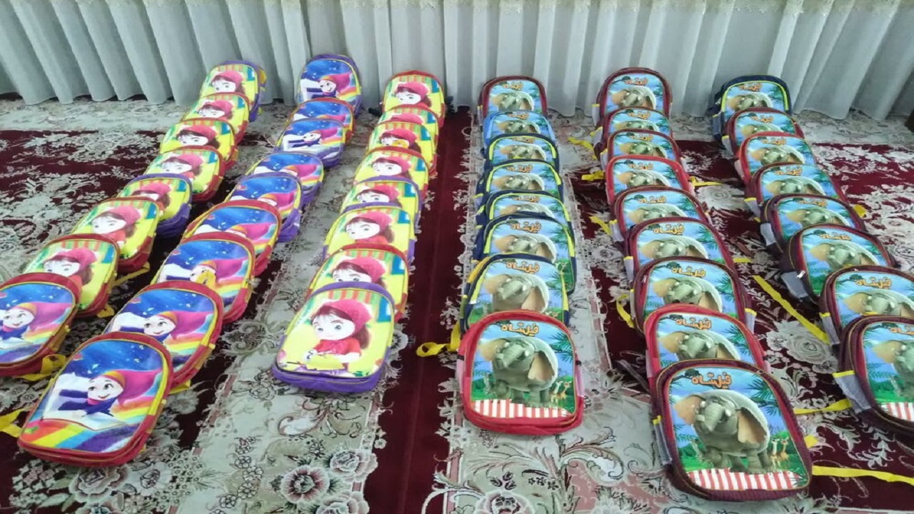 مهرورزی جهادگران به دانش آموزان نیازمند در بروجرد