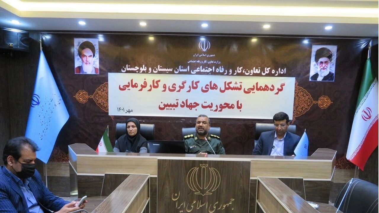 جهاد تبیین نقش مهمی در مقابله با تحریف وقایع توسط دشمنان دارد